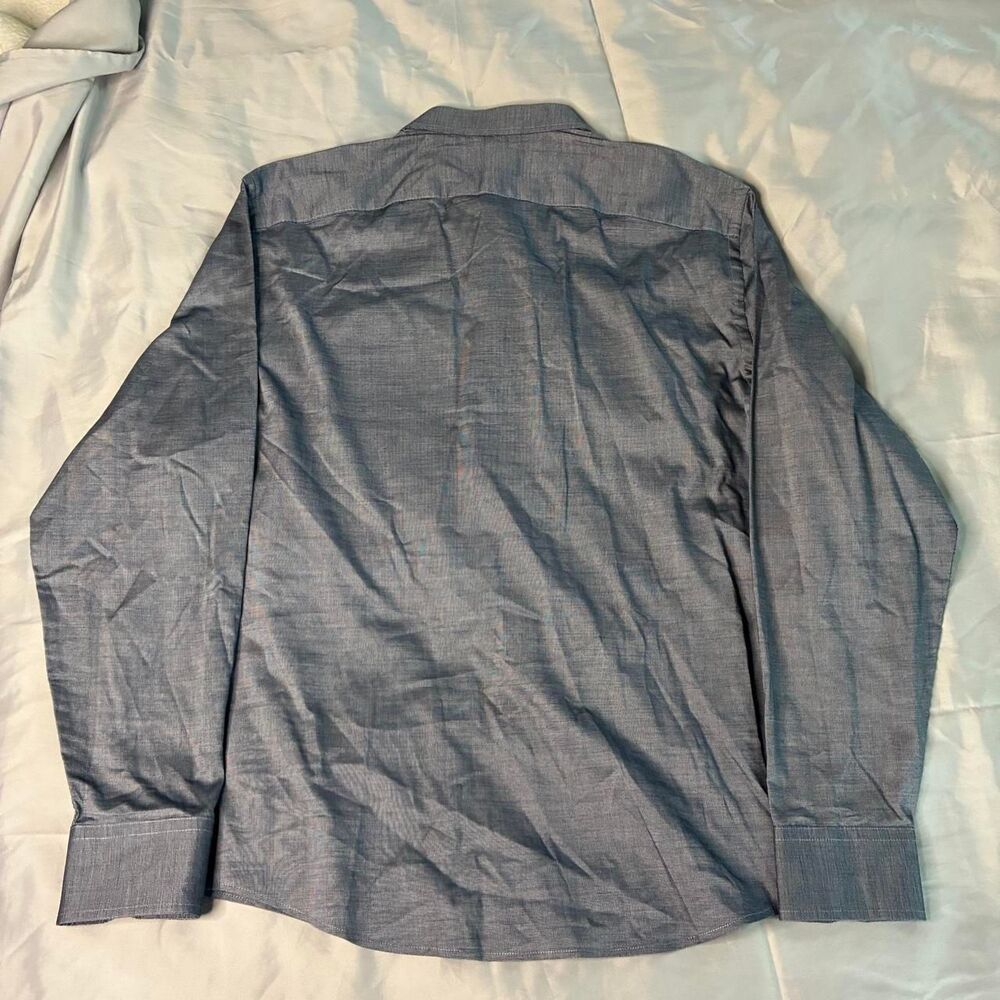 UNTUCKit Gray Chambray Button Up Shirt Men’s Large Long Sleeve 100% Cotton - Picture 4 of 8